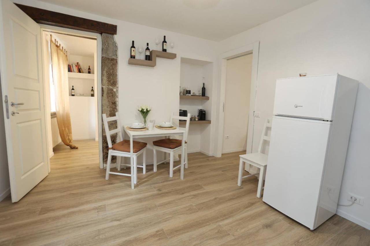 Relaxnelborgo Marilyn Apartment Formello Bagian luar foto